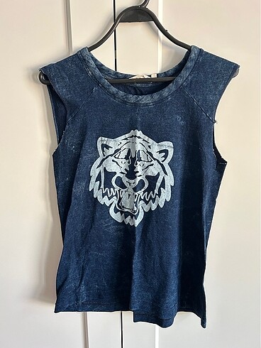 Zara Tshirt