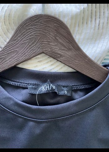 Siyah, kısa kollu, uzun, sade kadın elbisesi - Görsel 3