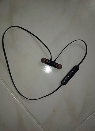 Bluetooth kulaklık