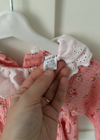 Pembe Çiçekli Fırfırlı Kız bebek Elbisesi - Görsel 2