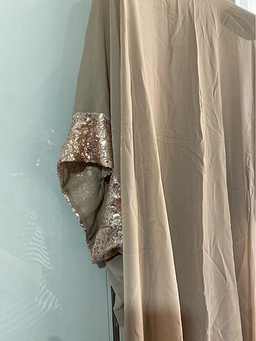 50 Beden Abaya