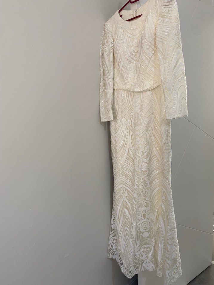 Nakışlı Uzun Kollu Beyaz Nişan Elbisesi - Görsel 3