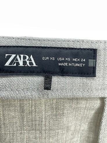 xs Beden gri Renk Zara Mini Şort %70 İndirimli.