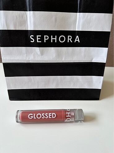 Sephora lip glossed
