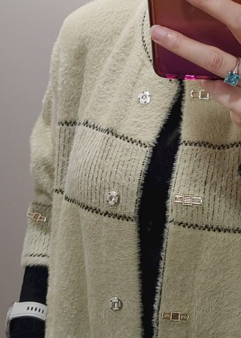 Bej Renk Düğmeli Maksi Angora Hırka - Görsel 4