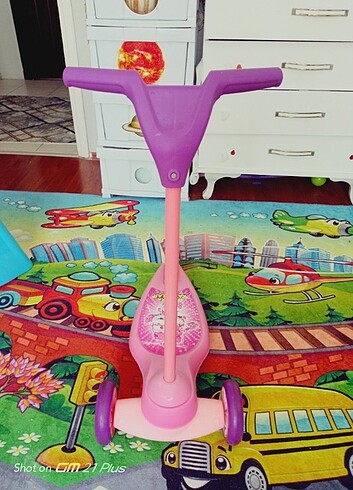 Pembe scooter