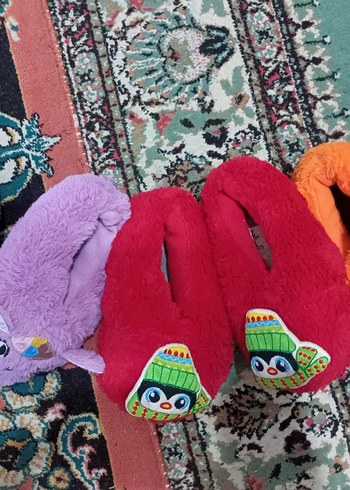 Renkli Peluş Çocuk Ev Terlikleri - Görsel 2