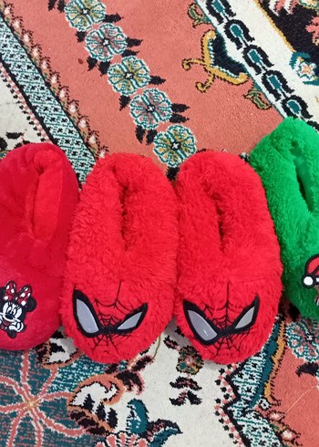 Renkli Peluş Çocuk Ev Terlikleri - Görsel 3