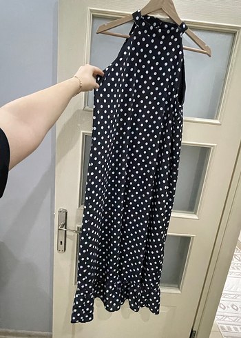 Puantiye Desenli Uzun Lacivert Elbise - Görsel 2