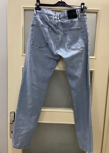 Zara Kadın Mavi Denim Rahat Kesim Kot Pantolon - Görsel 4