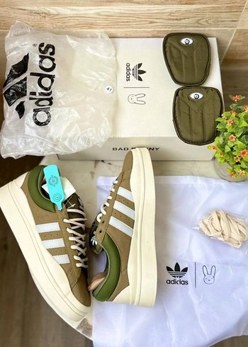 Adidas bad bunny campus