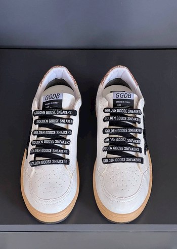 Golden Goose Deluxe GOLDEN GOOSE BALL STAR