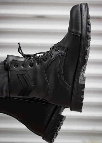 Siyah  Erkek Bot - Görsel 4