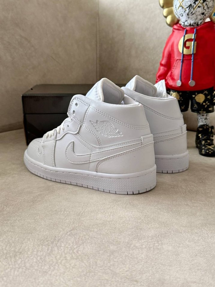 Nike Air Jordan High | Triple White - Görsel 4