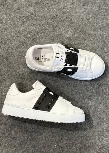 Valentino VALENTİNO GARAVANİ KADIN AYAKKABI