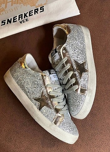 Golden Goose Deluxe 