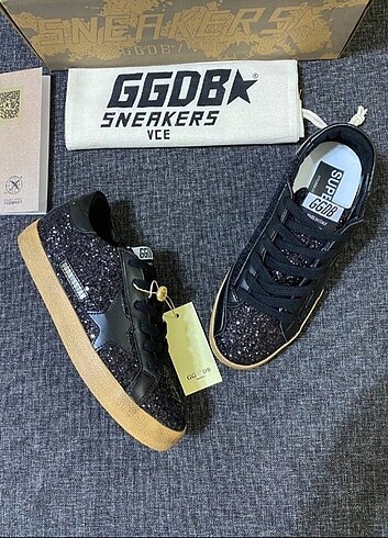 39 Beden çeşitli Renk Golden Goose Deluxe Black