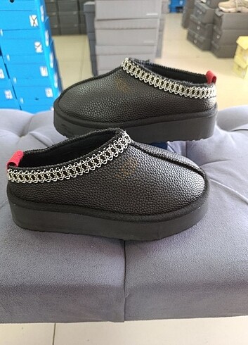 UGG TAZZ slipper PLATFORM Siyah cilt 