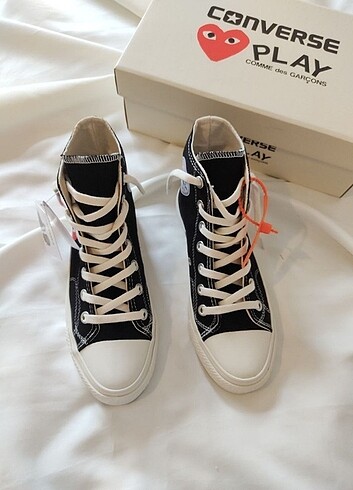Converse play comme des garcons 