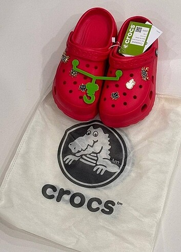 CROCS 