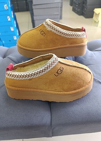 UGG TAZZ slipper PLATFORM Taba 