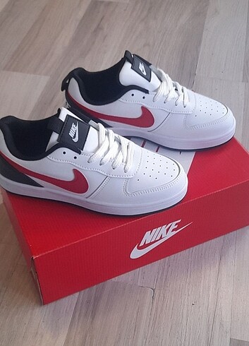 40 Beden Nike ayakkabı