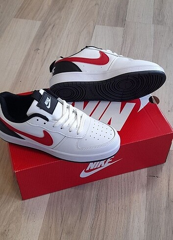 37 Beden çeşitli Renk Nike ayakkabı