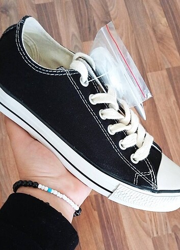 41 Beden siyah Renk Converse chuck taylor