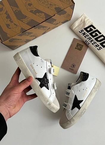 38 Beden GOLDEN GOOSE DELUXE CIRT CIRTLI
