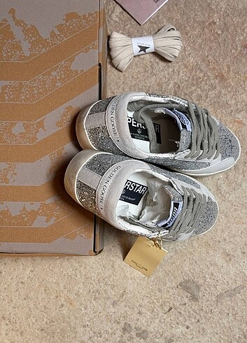 38 Beden GOLDEN GOOSE DELUXE FULL SİMLİ GÜMÜŞ