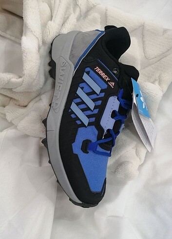 Adidas terrex 