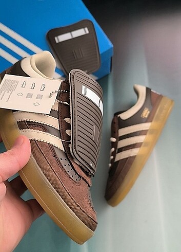 37 Beden ADİDAS BAD BUNNY X GAZELLE