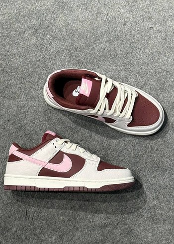 37 Beden NIKE DUNK LOW RETRO PRM VALENTİNES DAY