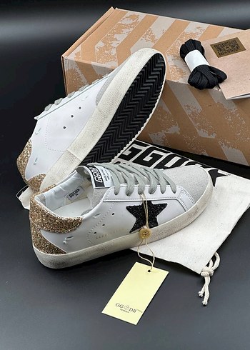 36 Beden beyaz Renk GOLDEN GOOSE DELUXE