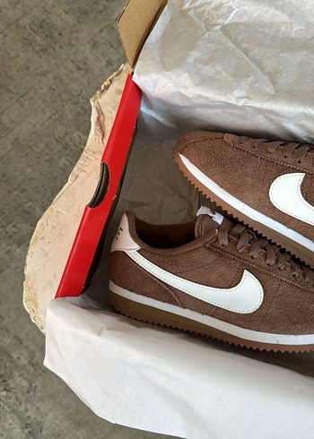 39 Beden Nike Cortez Vintage Suede Mink Brown