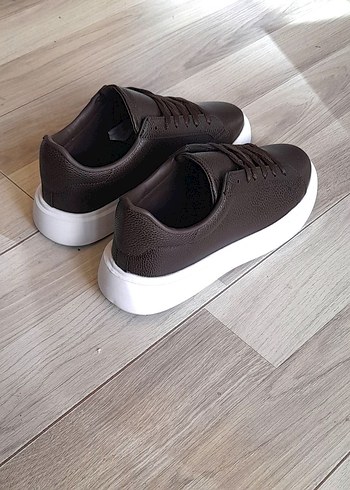 43 Beden Kahverengi Erkek Spor Ayakkabı