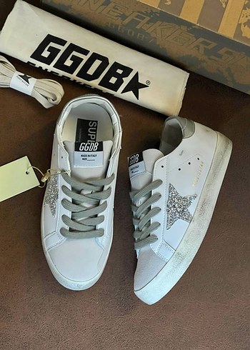 39 Beden GOLDEN GOOSE DELUXE