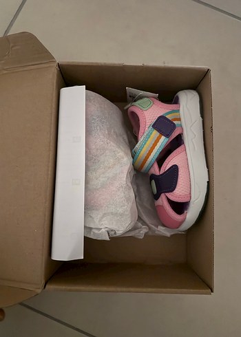 Renkli Bağcıksız Kız Çocuk Sandalet - Görsel 3