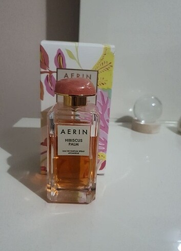 Aerin hibiskus