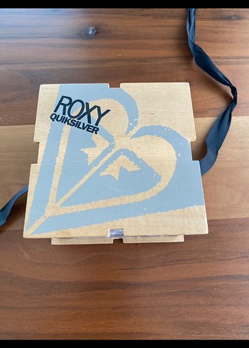 Roxy Quiksilver Saat/ takı kutusu - Görsel 2