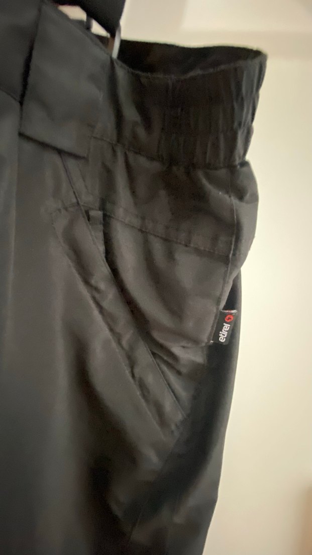 Askılı siyah kayak pantolonu - Görsel 4