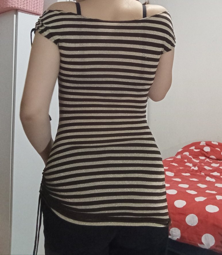 Y2K bluzu vintage - Görsel 2