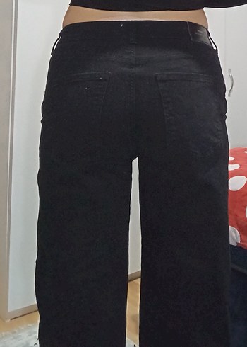 Siyah Bol Kesim Yüksek Bel Kot Pantolon - Görsel 4