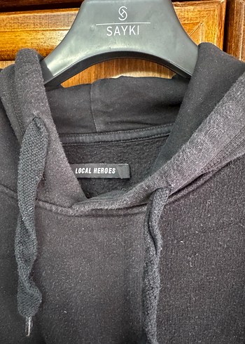 Local Heroes Siyah Grafik Baskılı Hoodie - Görsel 3