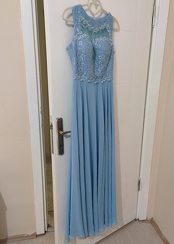 Mavi Nakışlı Uzun Abiye Elbise - Görsel 2