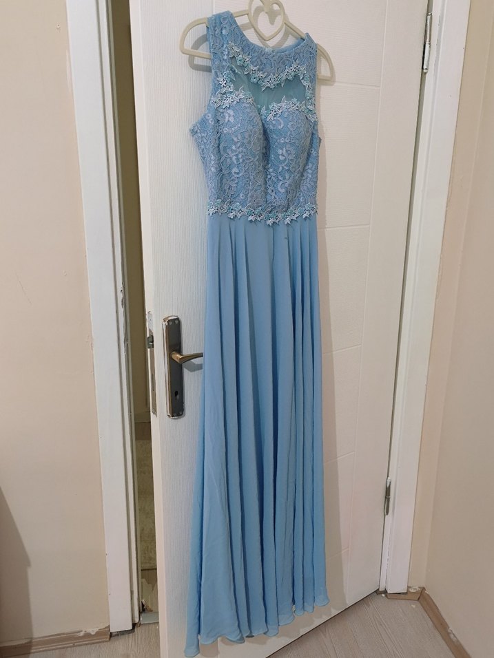 Mavi Nakışlı Uzun Abiye Elbise - Görsel 2