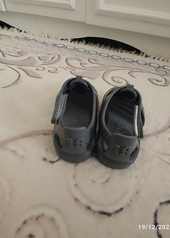 Gri Erkek Çocuk Bükümlü Kauçuk Terlik - Görsel 6