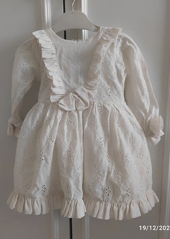 Beyaz Nakışlı Kız Çocuk Elbisesi - Görsel 3