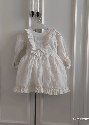 Beyaz Nakışlı Kız Çocuk Elbisesi - Görsel 2