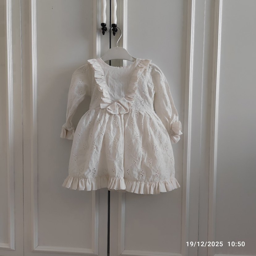 Beyaz Nakışlı Kız Çocuk Elbisesi - Görsel 2